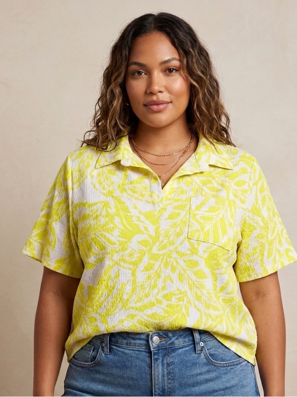 kathy ireland White Top with Bright Yellow Leaf Print- 3x